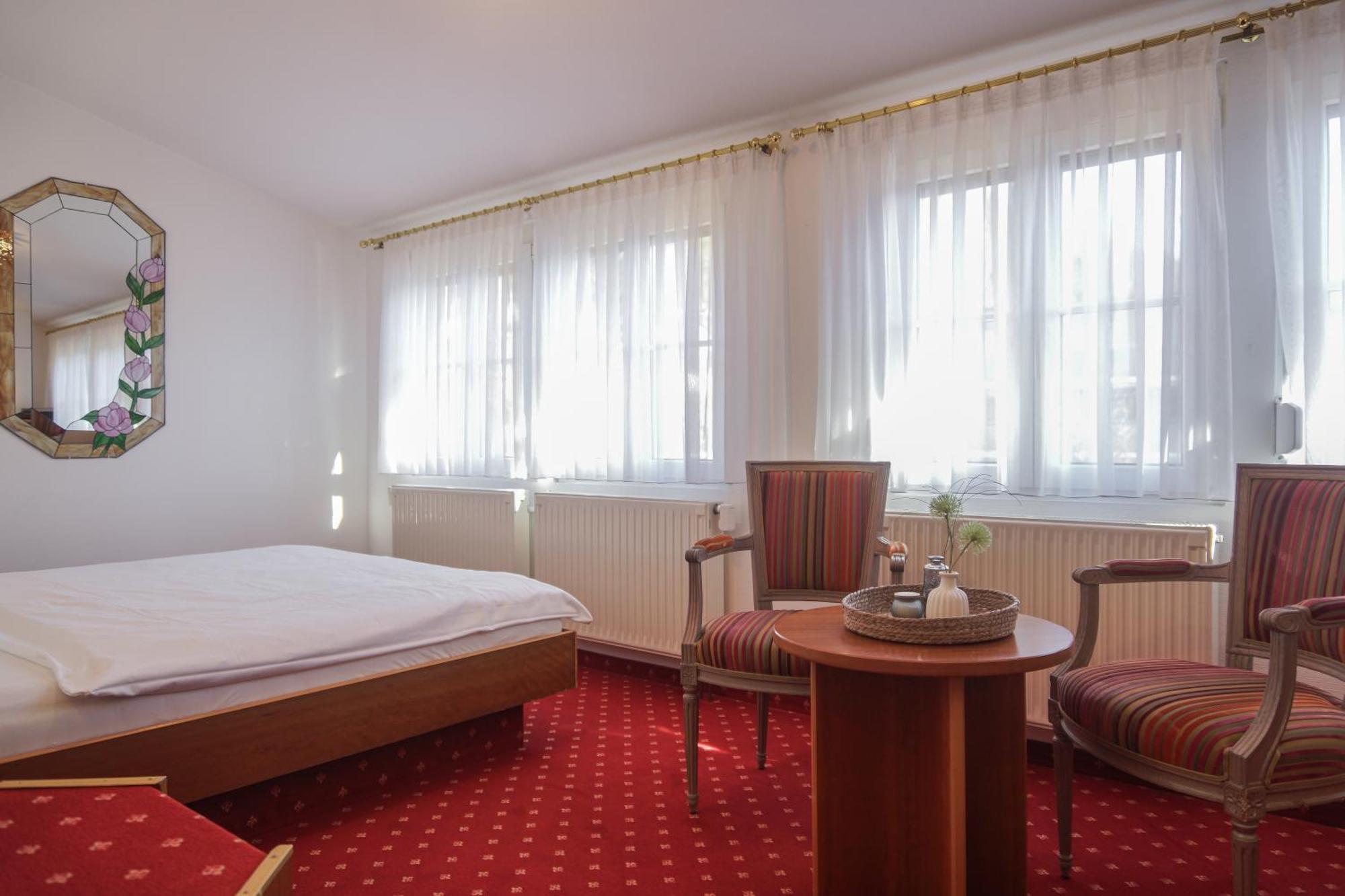Hotel Garni In Der Breite Albstadt Exterior photo